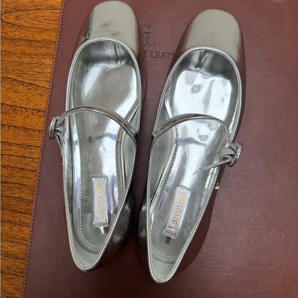 Larroude Silver Metallic Flats - Picture 2 of 10